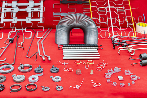 Extension vs. Compression Springs: What's the Difference?